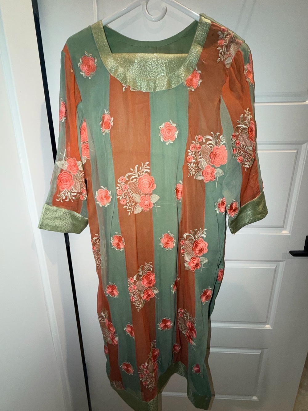 Brand New Pakistani Shalwar Kameez